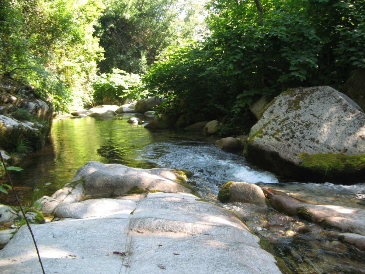 Campismo Rural Vale Dos Moinhos Geres Hotel ภายนอก รูปภาพ